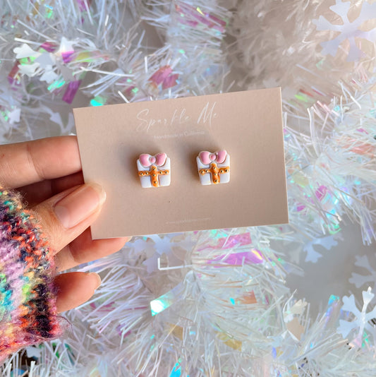 White Gift Studs 🎁